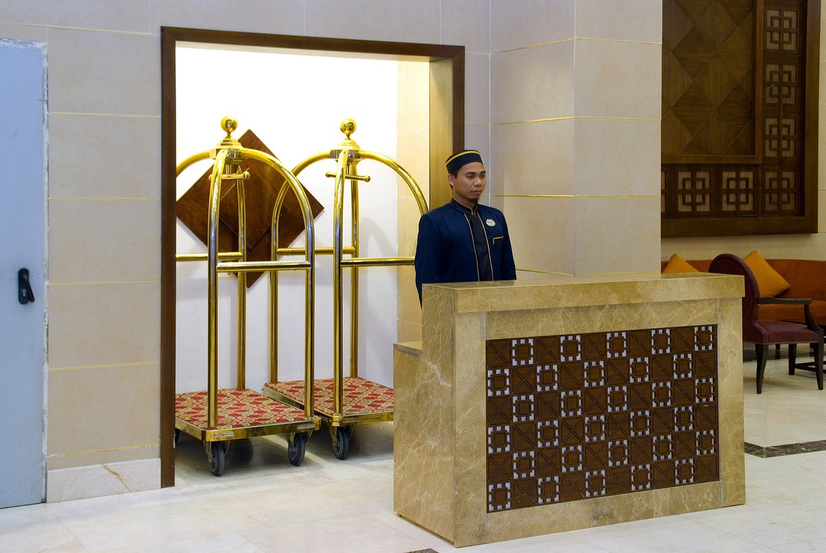 Ramada Dar Al Fayzeen
